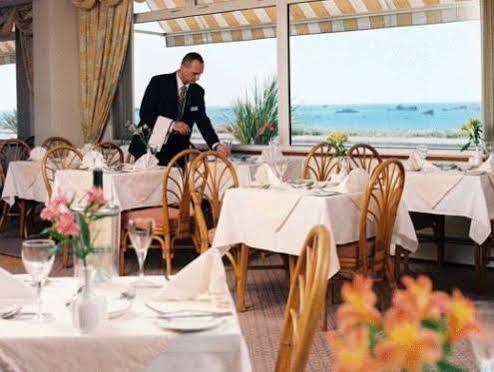 The Samares Coast Hotel & Apartments Saint Helier Jersey Екстериор снимка