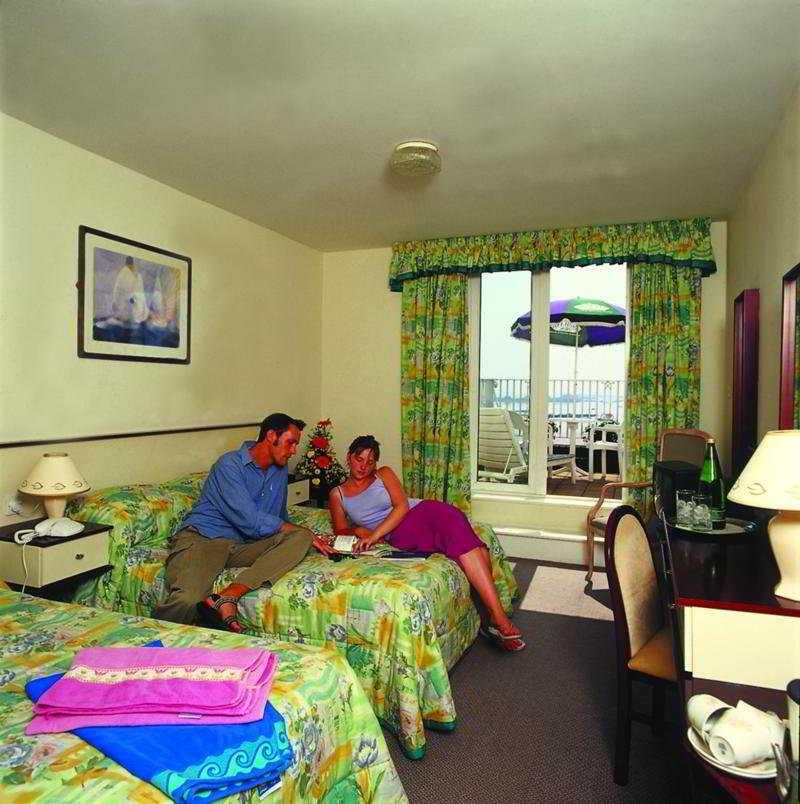 The Samares Coast Hotel & Apartments Saint Helier Jersey Стая снимка